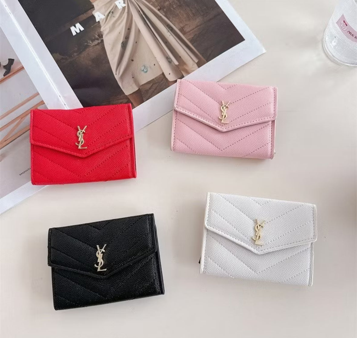 Carteira YLilith Premium -- Vermelha. Y Lilith Premium Wallet – Red YSL
