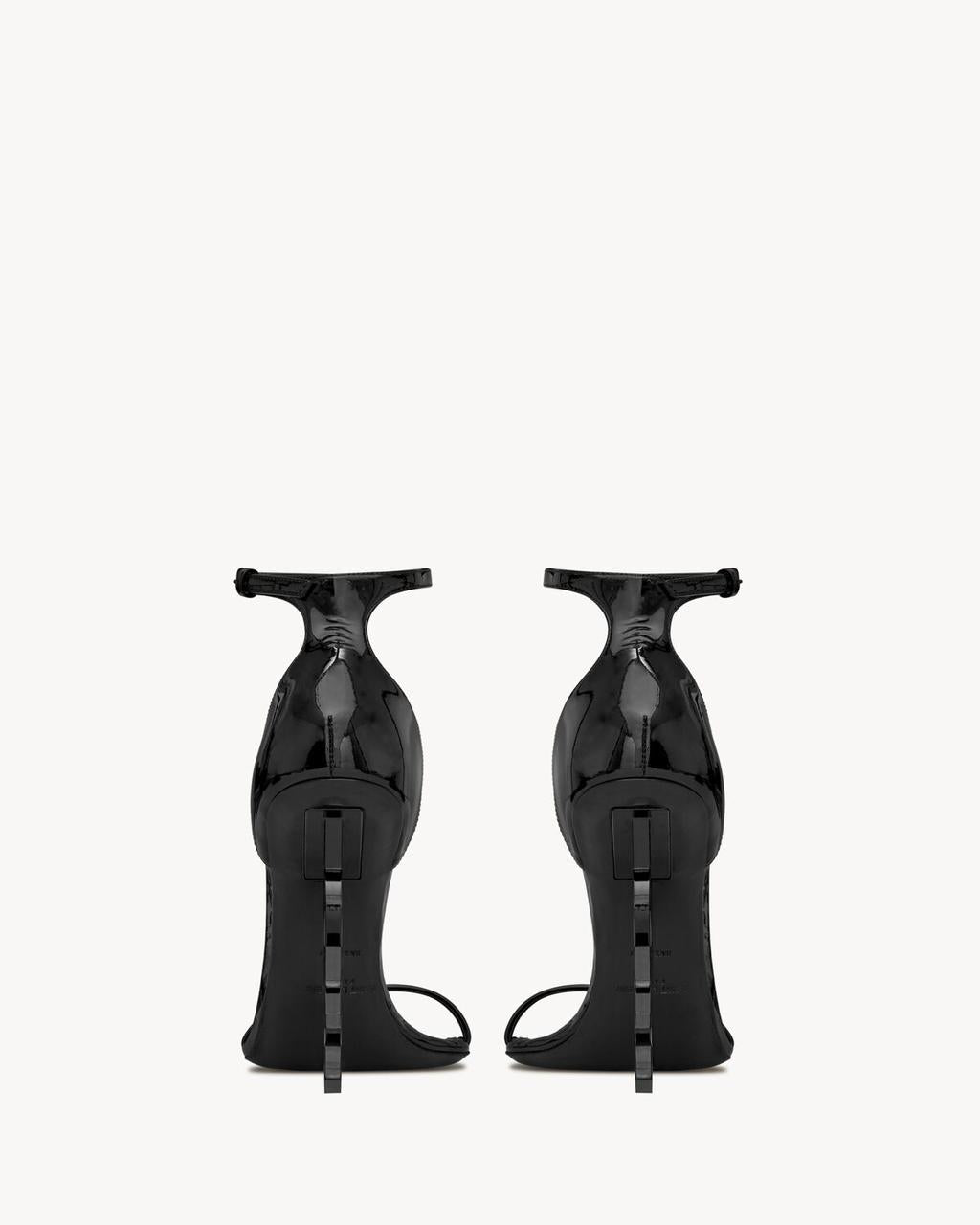 Saint Laurent Sandália Opyum de couro envernizado com salto 85mm