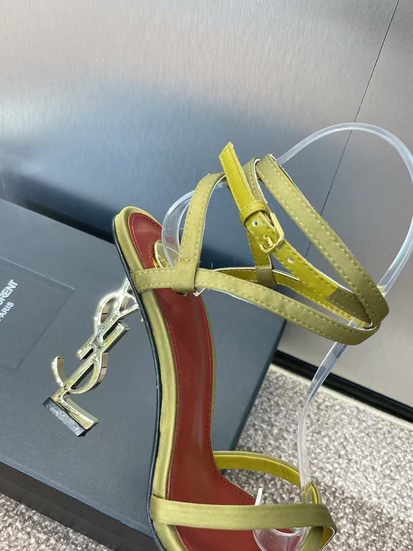 Salto Lilith Jeanne Slingback Pump YSL