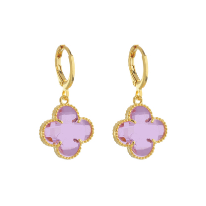 Brinco Lilith Allure Dourado de Trevo com Zircônia Rosa / Lilith Allure Gold Clover Earrings with Pink Zirconia