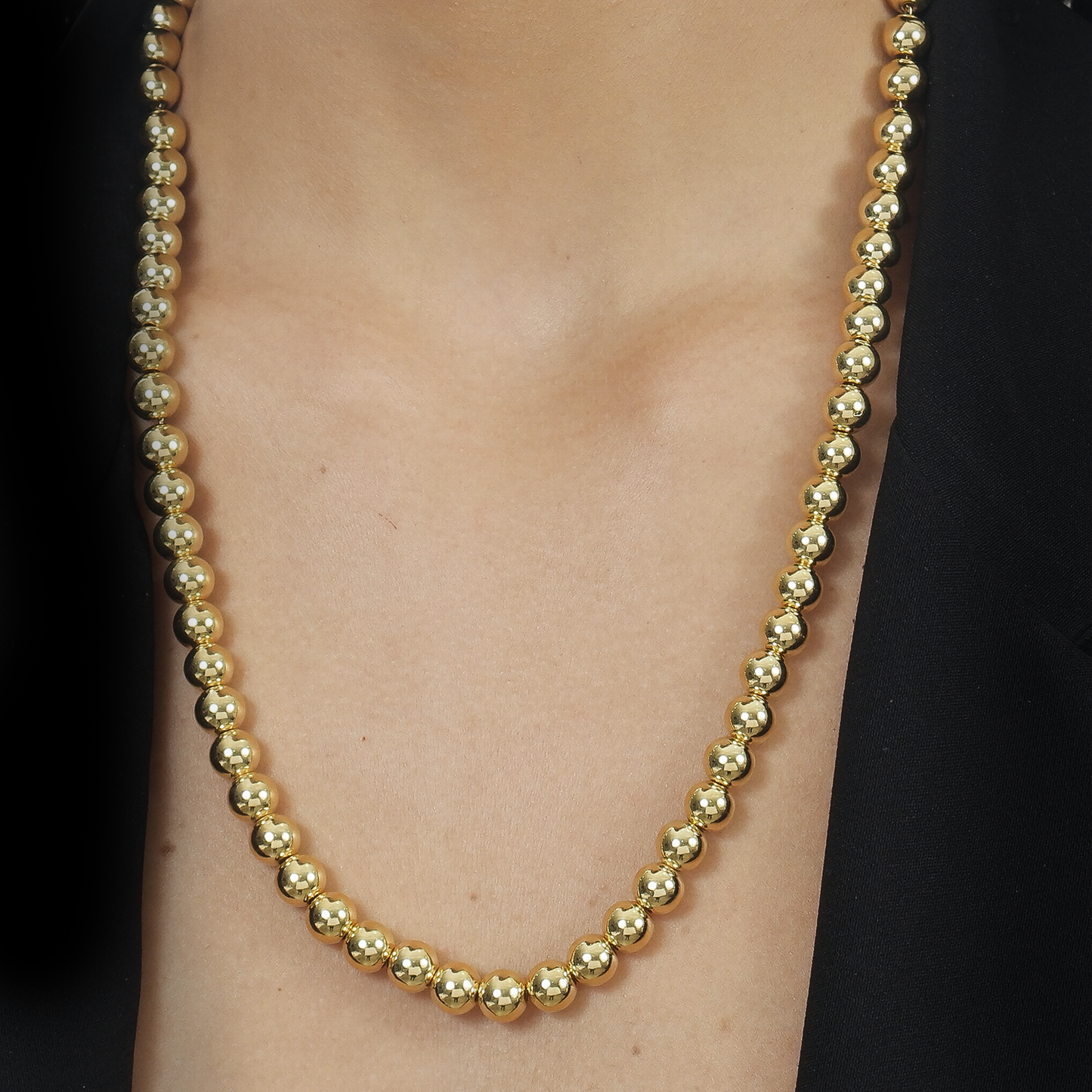 Colar Lilith Allure Dourado de Bolas Médias / Lilith Allure Gold Medium Bead Necklace