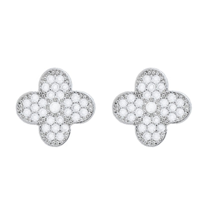 Conjunto Llilith Allure Prateado de Trevo Cravejado de Zircônia. Lilith Allure Silver Clover Set Embellished with Cubic Zirconia