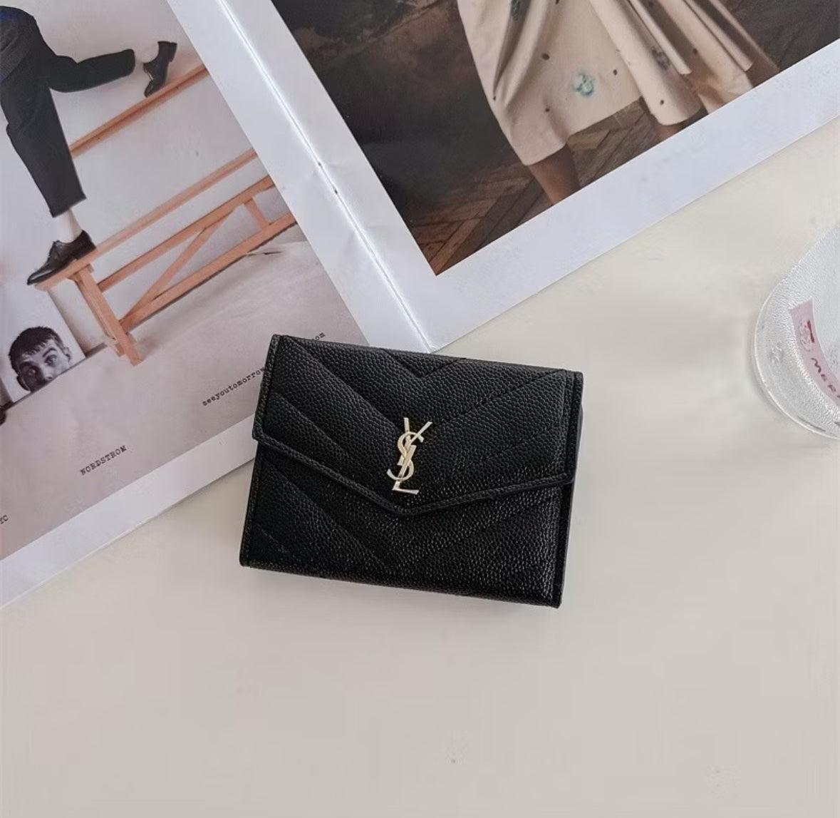 Carteira Y Lilith Premium - Branco. Y Lilith Premium Wallet – White