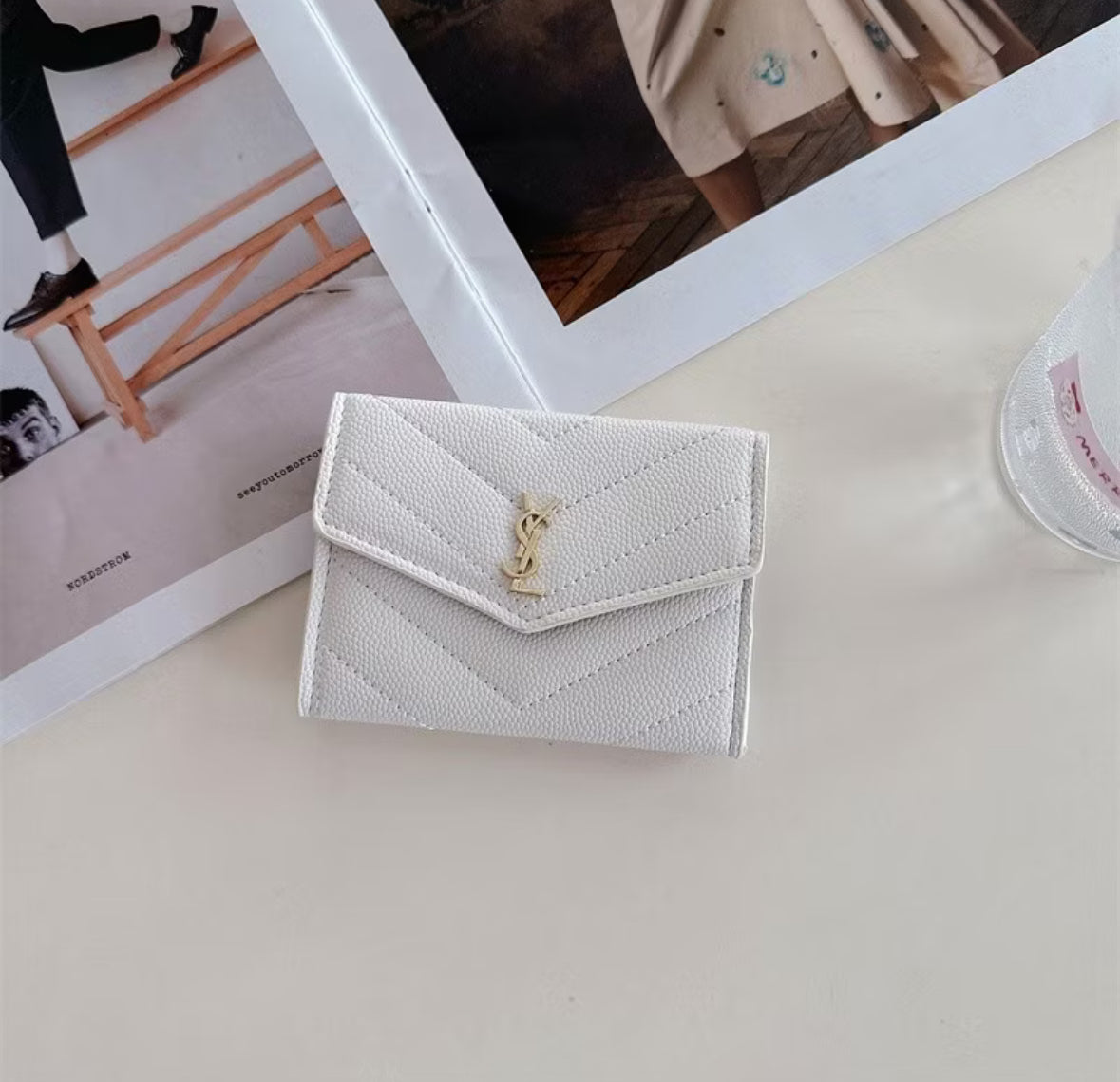 Carteira Y Lilith Premium - Branco. Y Lilith Premium Wallet – White