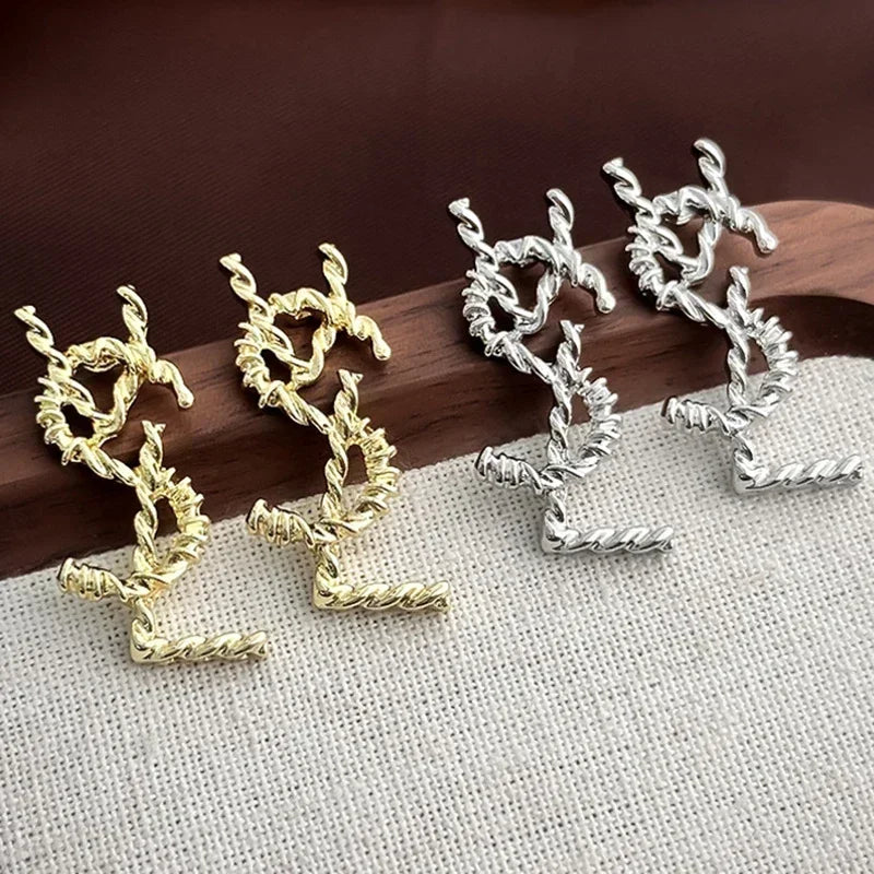 Vintage design francês sentido de metal atmosfera letras em inglês brincos luz luxo alto nível senso de cem brincos femininos