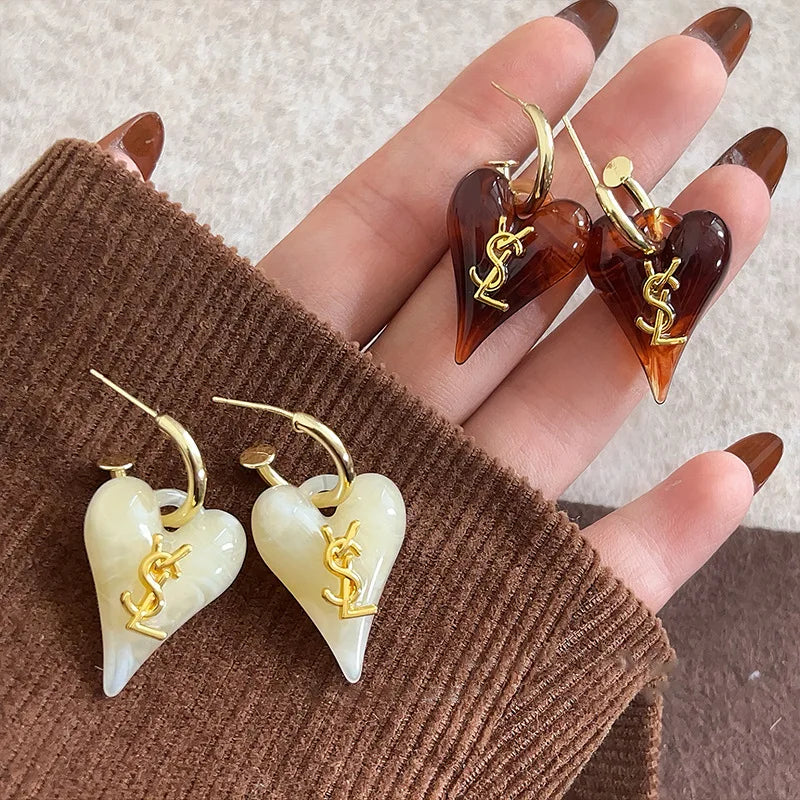 BRINCO SAINT LAURENT VINTAGE CORACAO