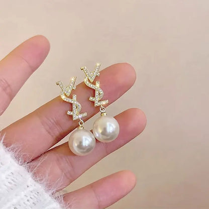 BRINCO CASSANDRE PEARL EARRINGS IN MEL
