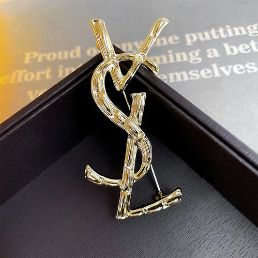 broche feminino elegante