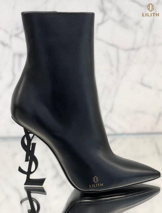 Bota de Cano Curto Opyum em Couro YSL