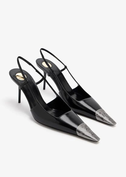 Saint Laurent Scarpin Jeanne com bico metálico e salto 90mm