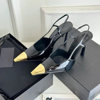 Saint Laurent Scarpin Jeanne com bico metálico e salto 90mm