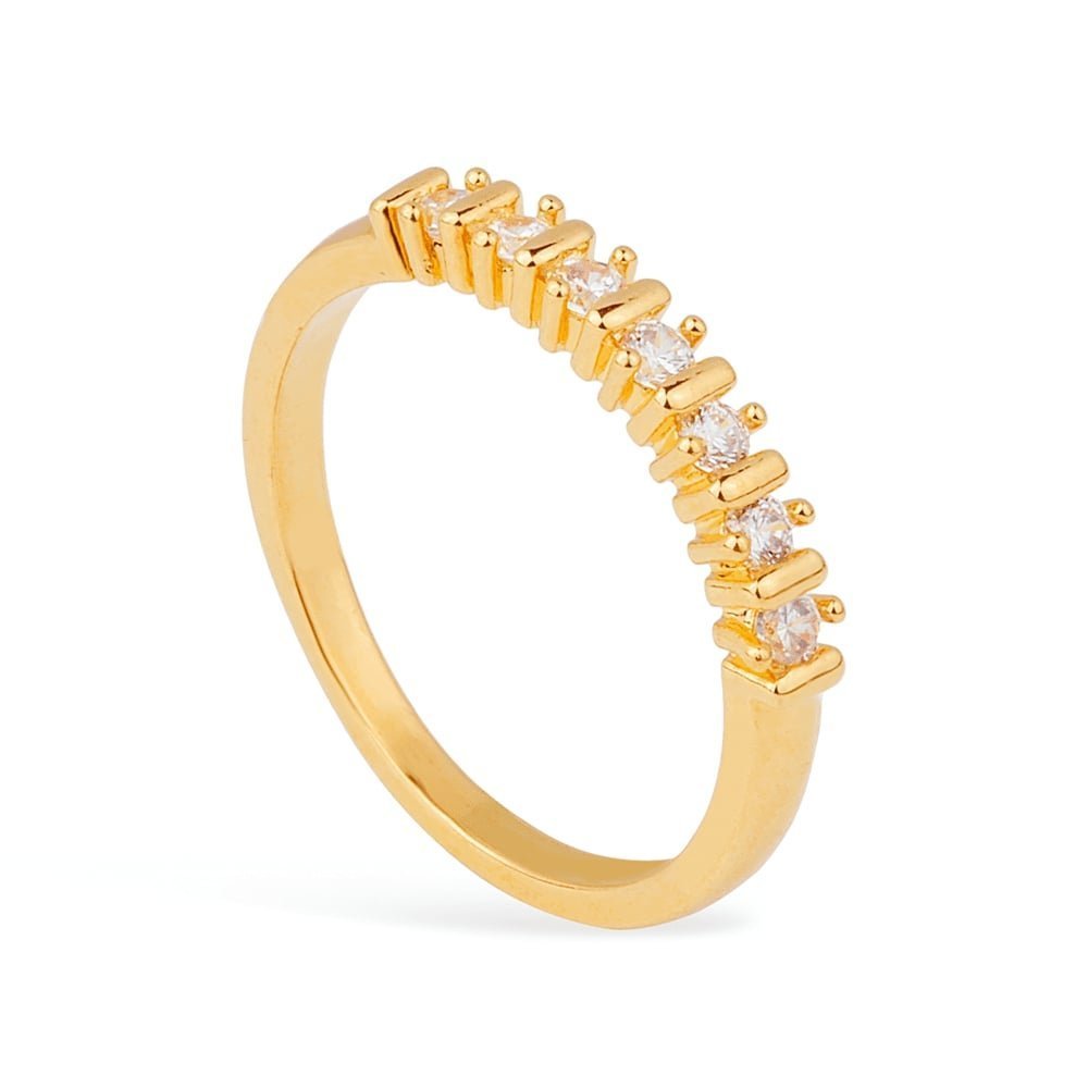 Anel Lilith Allure Dourado Aparador de Aliança Cravejado com 7 Pedras de Zircônia / Lilith Allure Gold Ring Band with 7 Zirconia Stones