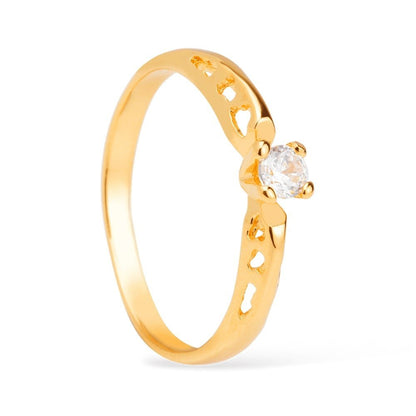 Anel Lilith Allure Dourado Solitário Vazado com Pedra Zircônia / Lilith Allure Gold-Plated Hollow Solitaire Ring with Zircon Stone