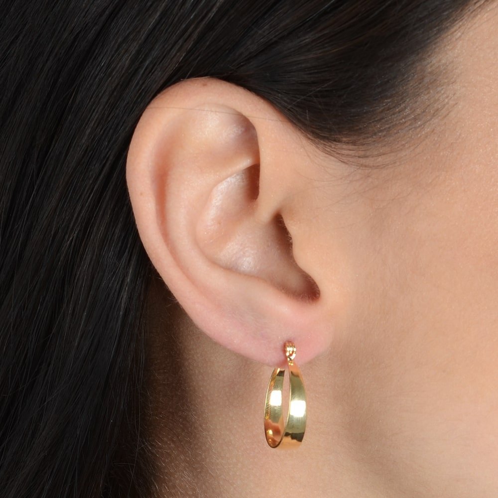 Brinco Lilith Allure Dourado de Argola Média Lisa Chapada / Lilith Allure Gold Plated Medium Flat Smooth Hoop Earrings