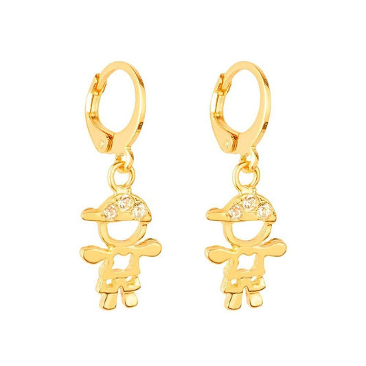 Brinco Lilith Allure Dourado de Argolinha Filho Menino Pedras Zircônia / Lilith Allure Gold Huggie Earrings with little Boy and Zirconia Stones