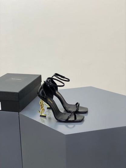 Salto Lilith Opyum Pumps Black YSL