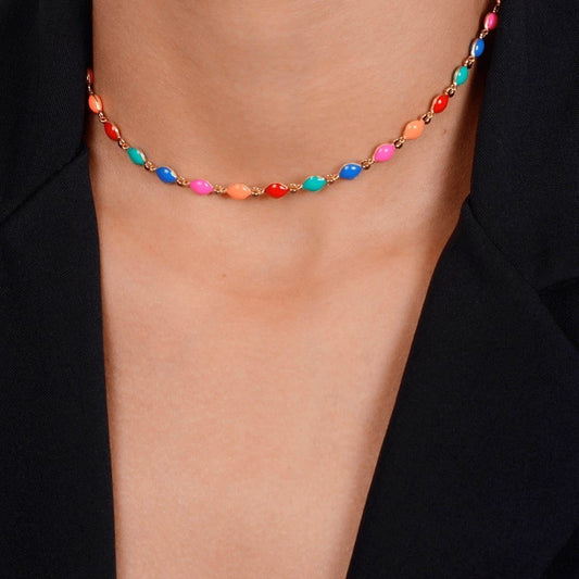 Chocker Lilith Allure Dourada Colorida com Extensor / Lilith Allure Gold-Plated Multicolored Choker Necklace with Adjustable Extender