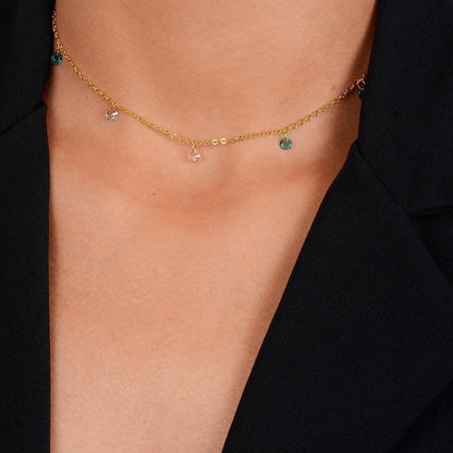 Colar Lilith Allure Dourado Chocker Pontos de Luz Coloridos Cristais / Lilith Allure Gold-Plated Choker Featuring Multicolored Crystal Light Points