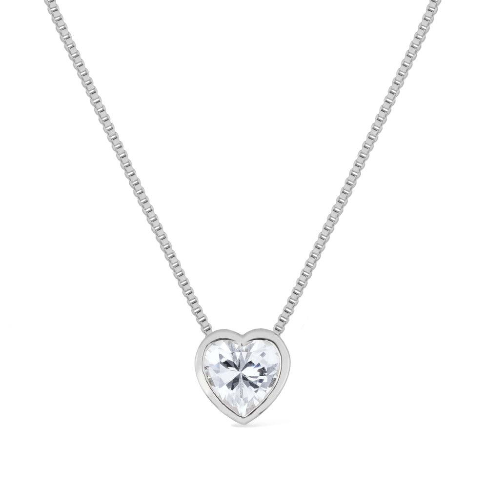 Colar Lilith Allure Prateado de Pedra Natural em formato de Coração / Lilith Allure Silver Necklace with Natural Stone in Heart Shape