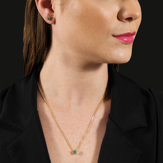 Conjunto Lilith Allure Dourado de Coração Verde / Lilith Allure Gold Heart Set with Green Stone