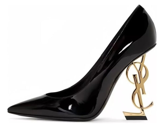 Scarpin Y Lilith Select – Preto & Dourado. Y Lilith Pumps Select – Black & Gold