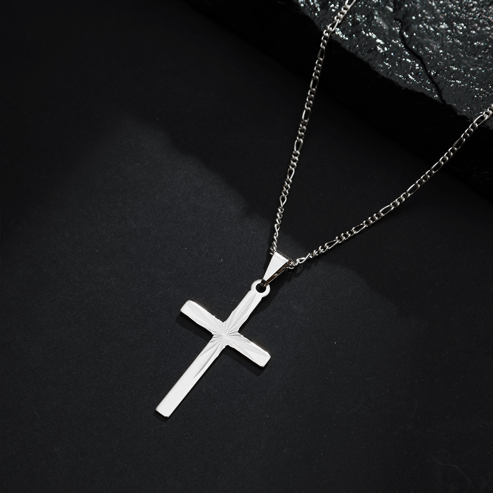Pingente Lilith Allure Prateado Masculino de Cruz / Lilith Allure Silver Men's Cross Pendant